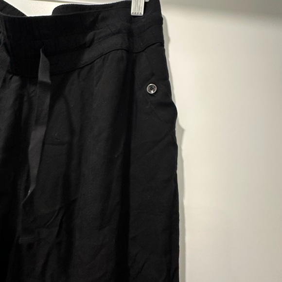 TNA relaxed jogger. - Picture 2 of 3